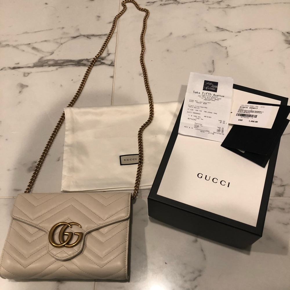 Gucci Cream Crossbody Bag with Gold Chain